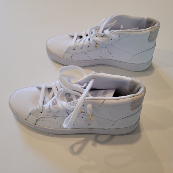 Adidas Women's 7.5 White High Tops - New - Picture 1 of 4